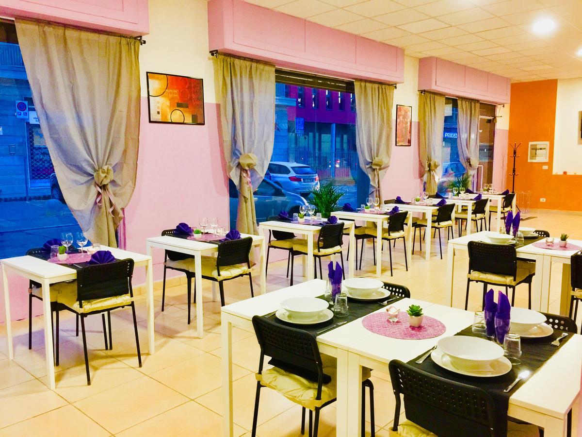 Rho Gloria 2 Hotel Екстериор снимка